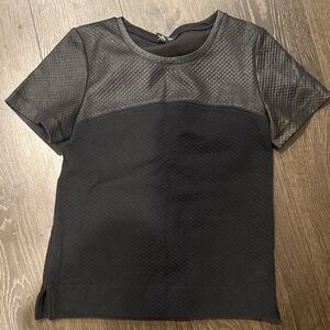 Club Monaco Black Textured Short Sleeve Top
